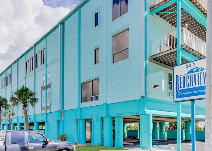 Beachview 205 *